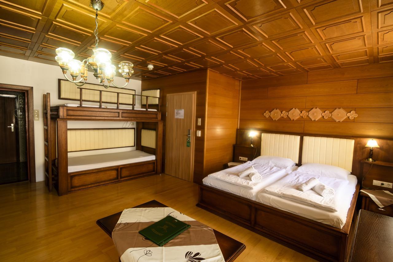 Gasthof Zum Jaegerwirt Hotell Mariazell Exteriör bild