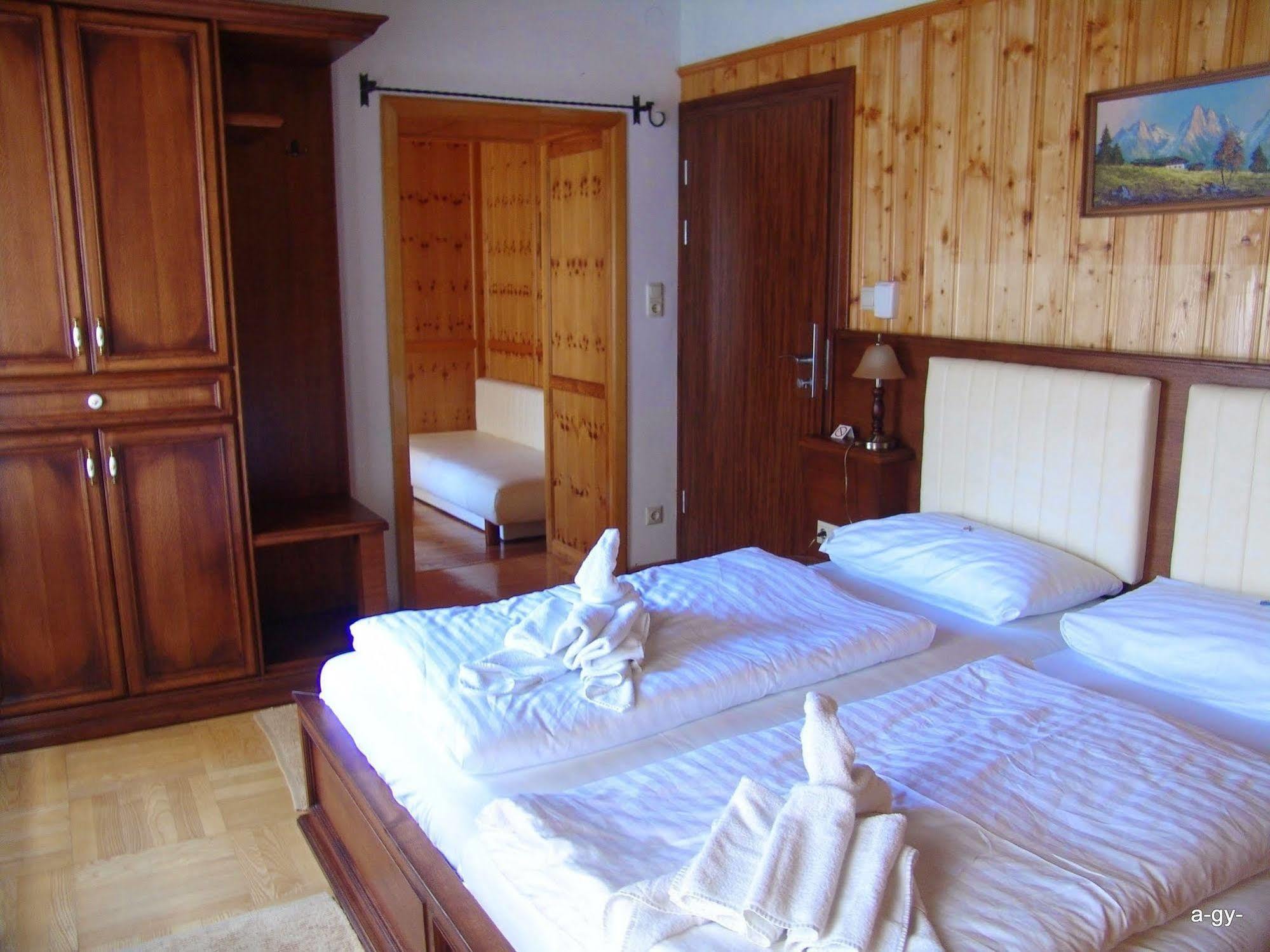 Gasthof Zum Jaegerwirt Hotell Mariazell Exteriör bild