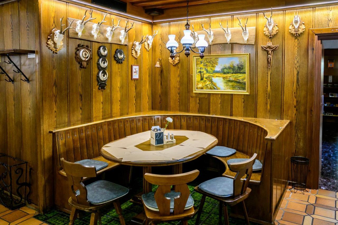 Gasthof Zum Jaegerwirt Hotell Mariazell Exteriör bild
